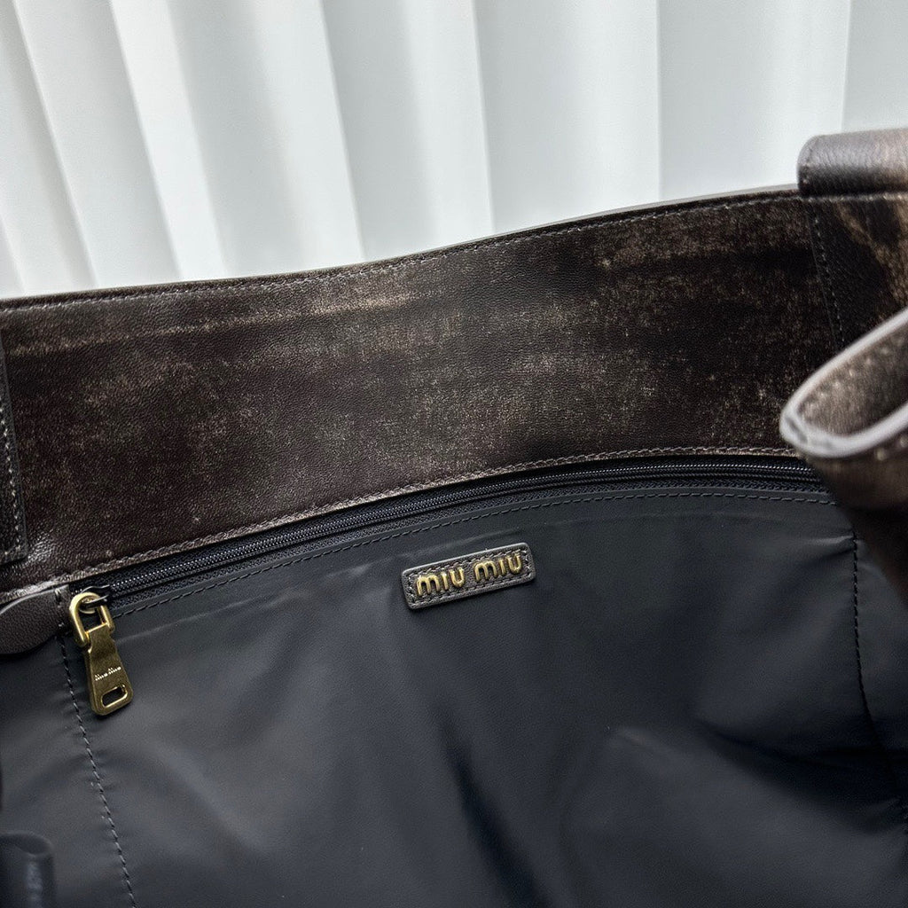 MIU MIU HOBO BAG 39 IN BLACK OMBRE CALFSKIN