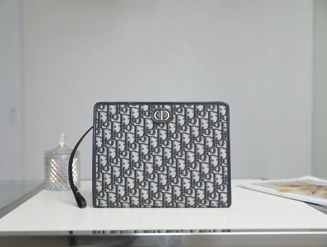 DIOR BOOK TOTE 26 IN BLACK OBLIQUE JACQUARD