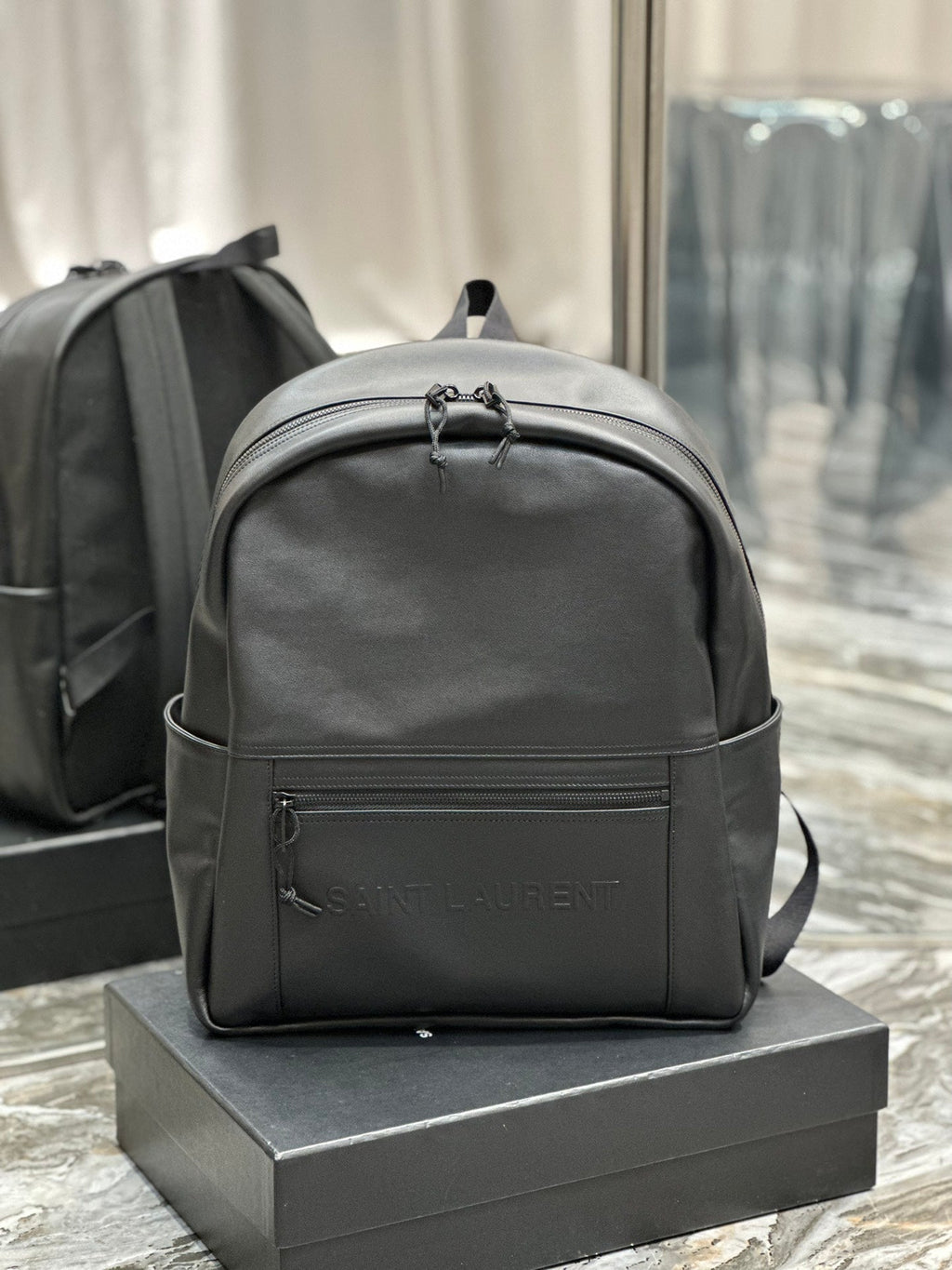 SAINT LAURENT BACKPACK 37 IN ECHO GRAY CALFSKIN
