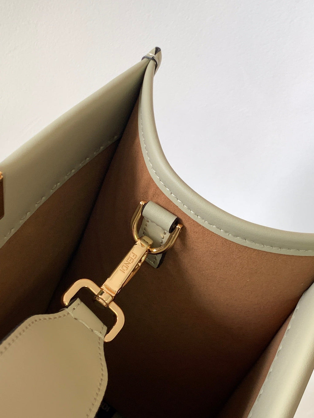 FENDI Fend Sunshine Medium Bag 35 Light Grey Leather