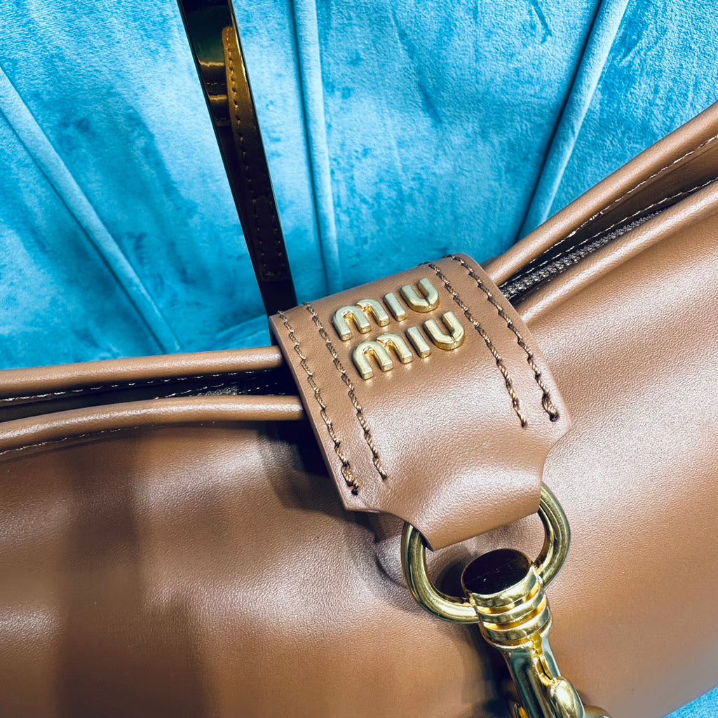 MIU MIU SHOULDER BAG 33 IN BROWN CALFSKIN GOLD HARDWARE