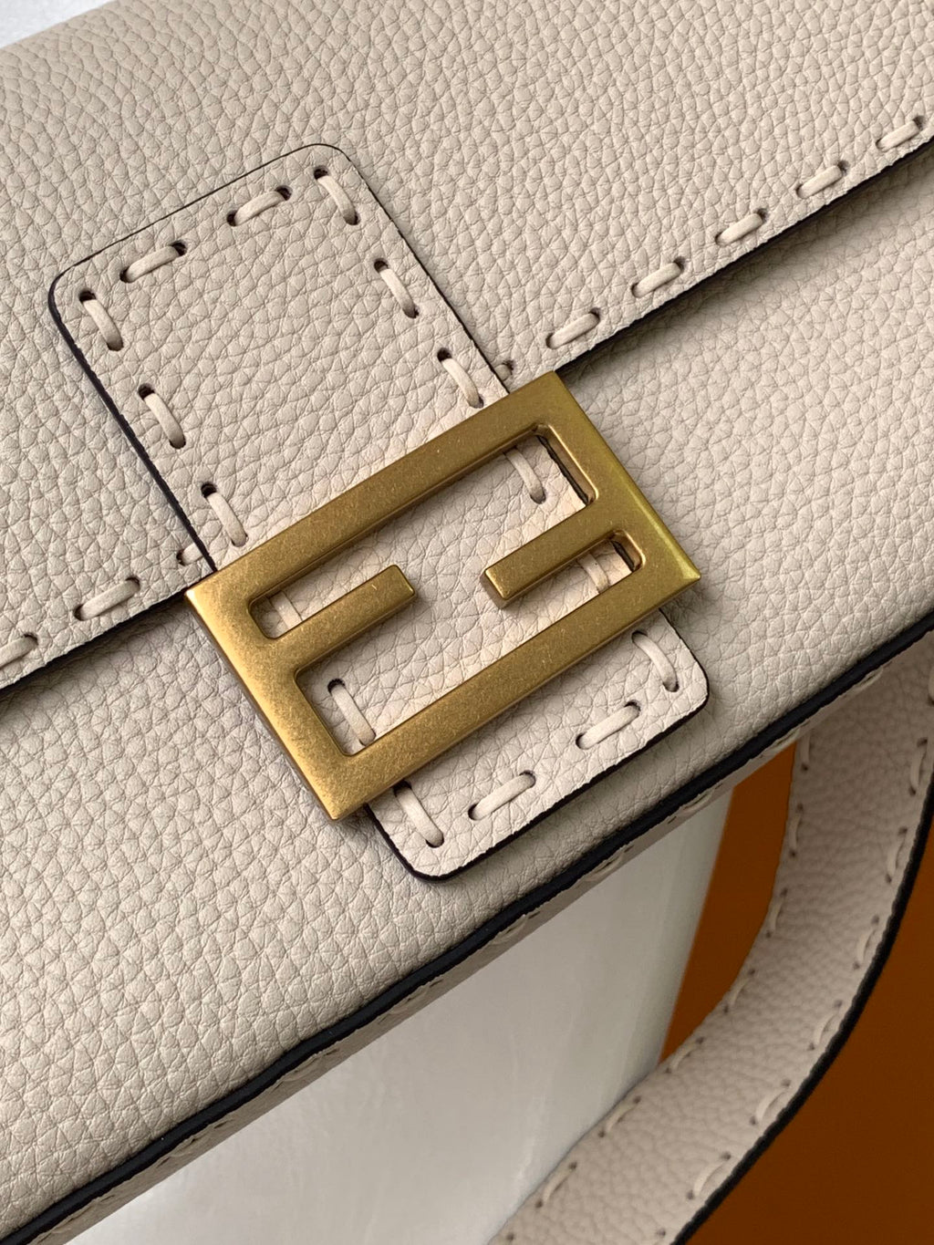 FENDI Fend Baguette 27 Bag Beige Calfskin Ghw