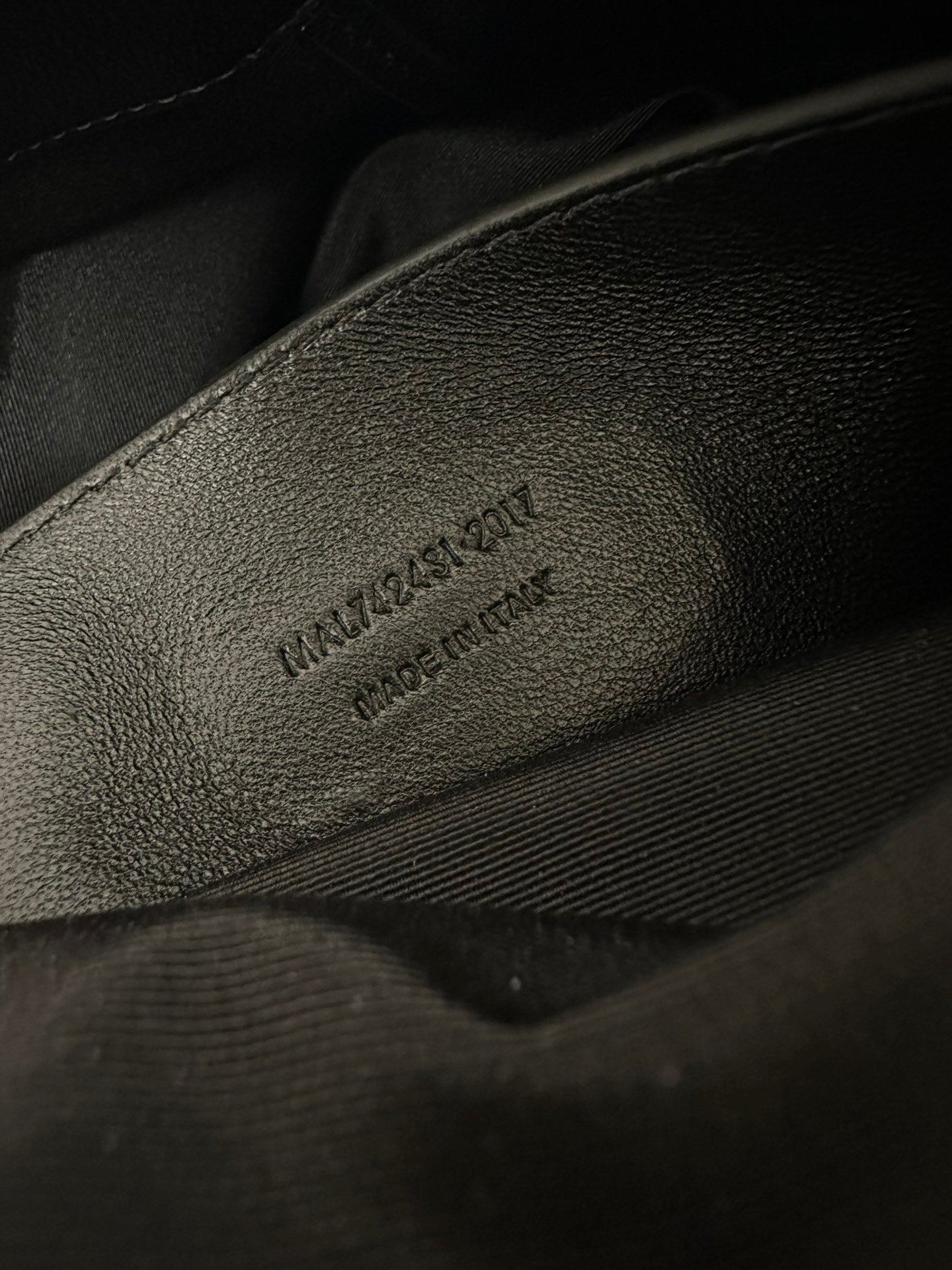 SAINT LAURENT JAMIE 43 LARGE LAMBSKIN BLACK