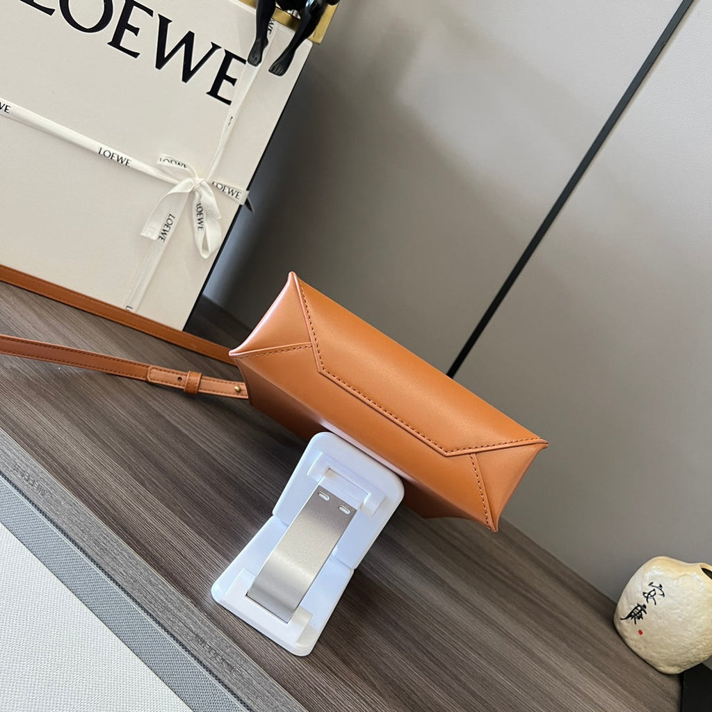 LOEWE STANDARD A5 TOTE BAG IN BRONZE BROWN CALFSKIN