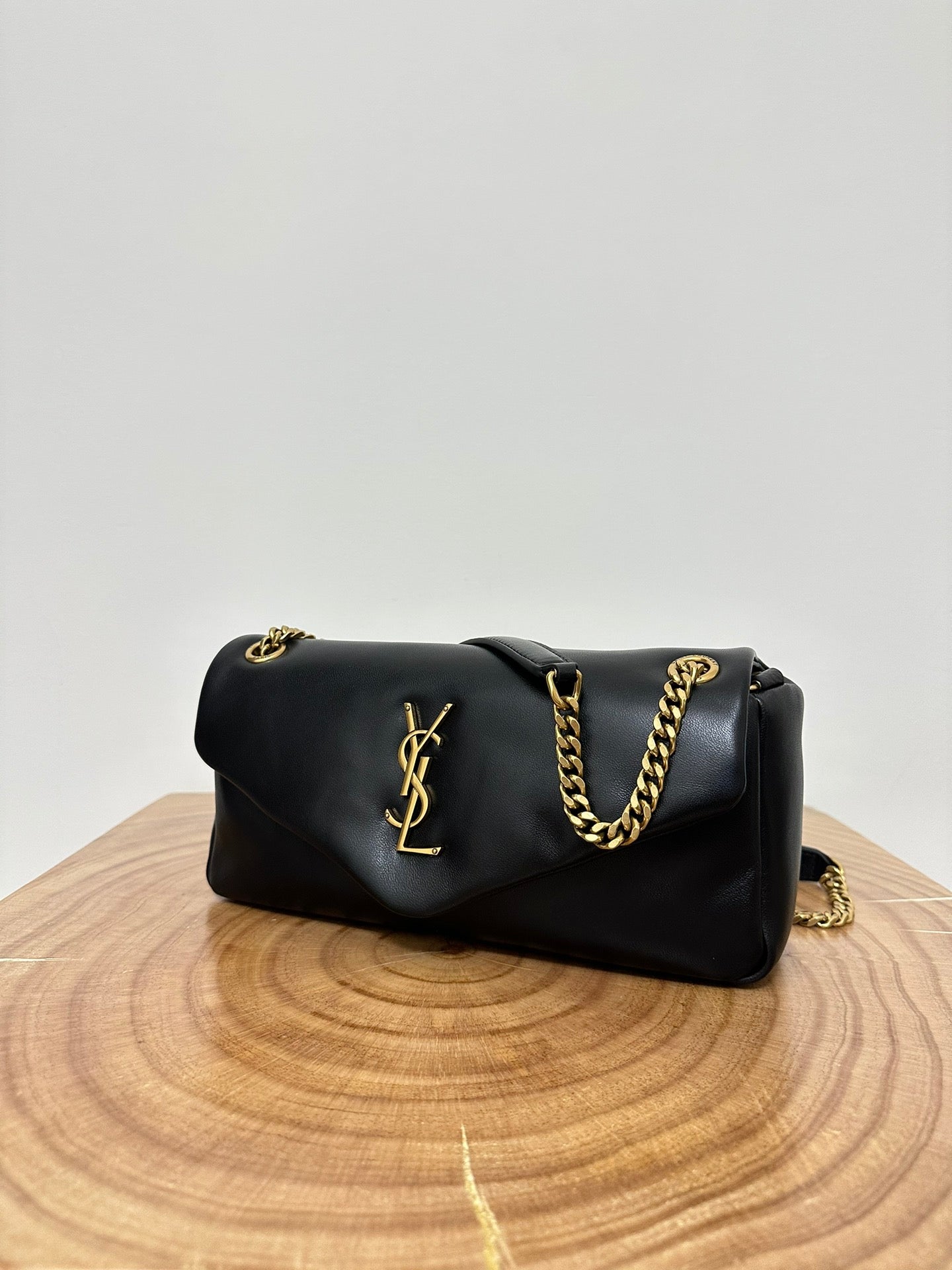 SAINT LAURENT CALYPSO 26 BLACK LAMBSKIN CHAIN BAG