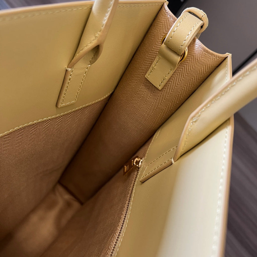 LOEWE STANDARD A4 TOTE BAG IN LIGHT YELLOW CALFSKIN