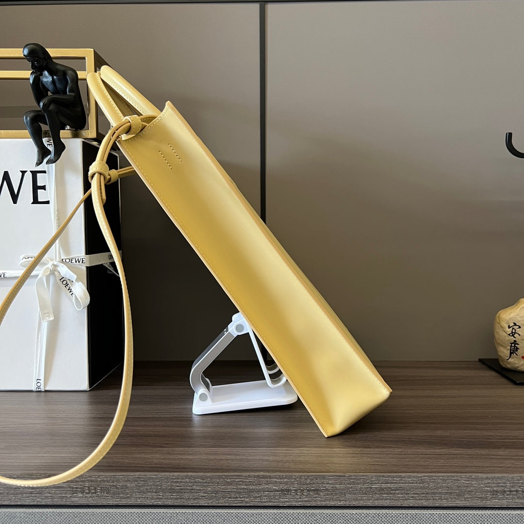 LOEWE STANDARD A4 TOTE BAG IN LIGHT YELLOW CALFSKIN