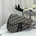 DIOR SADDLE 28 BAG IN BEIGE AND BLACK OBLIQUE JACQUARD