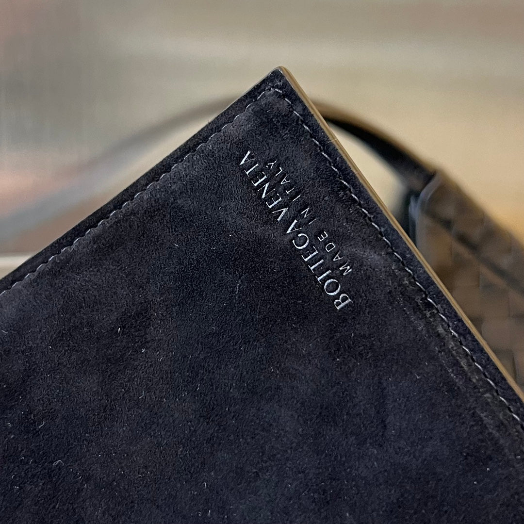 BOTTEGA VENETA MEDIUM SOLSTICE 44 BLACK LAMBSKIN