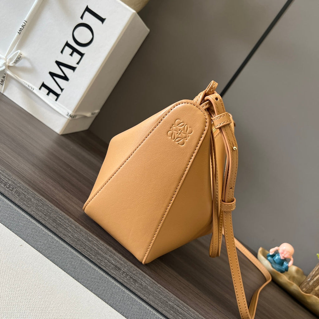 LOEWE LOE LUNA HOBO 28 BAG IN PASTEL ORANGE CALFSKIN