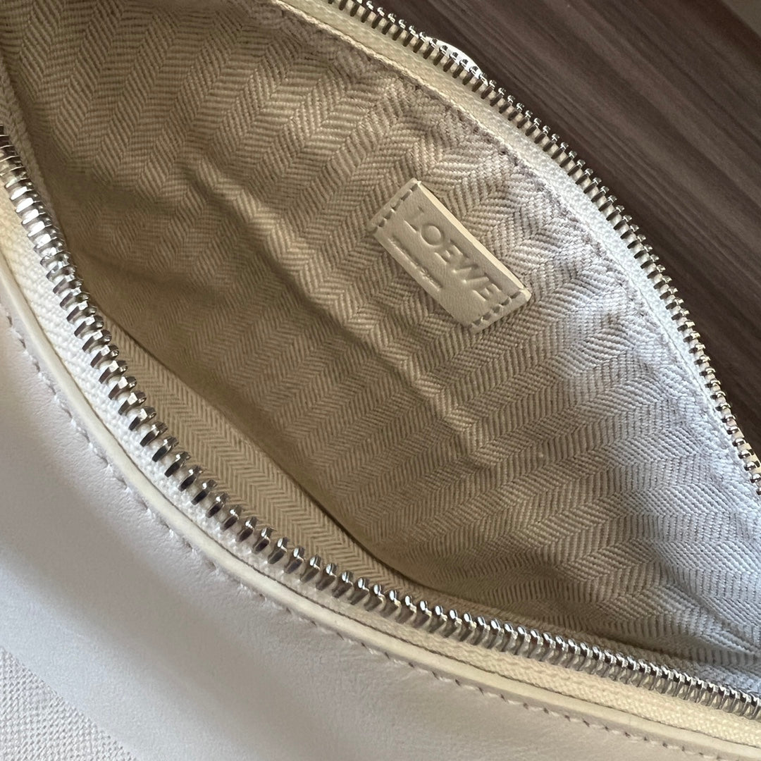 LOEWE LOE LUNA HOBO 28 BAG IN WHITE CALFSKIN