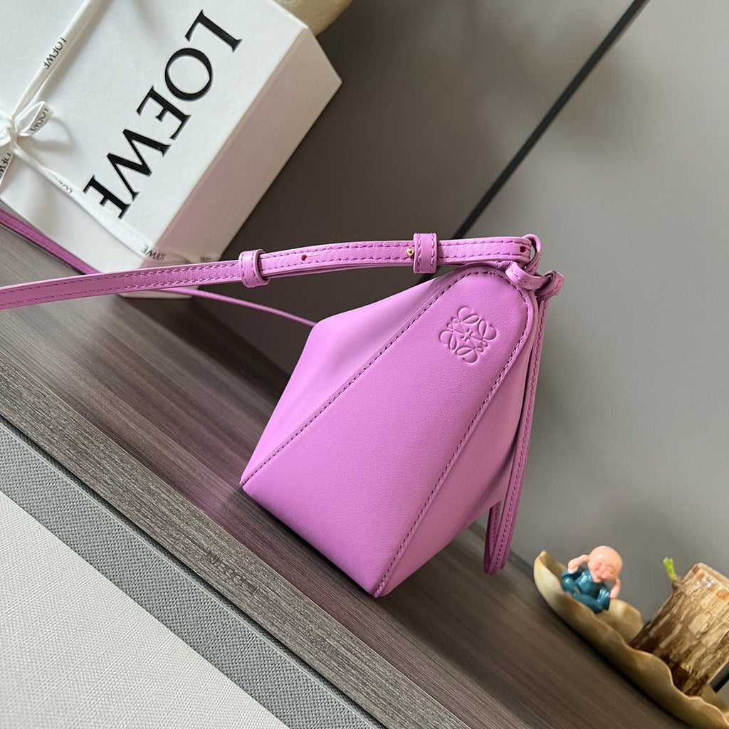 LOEWE LOE LUNA HOBO 28 BAG IN HOT PINK CALFSKIN