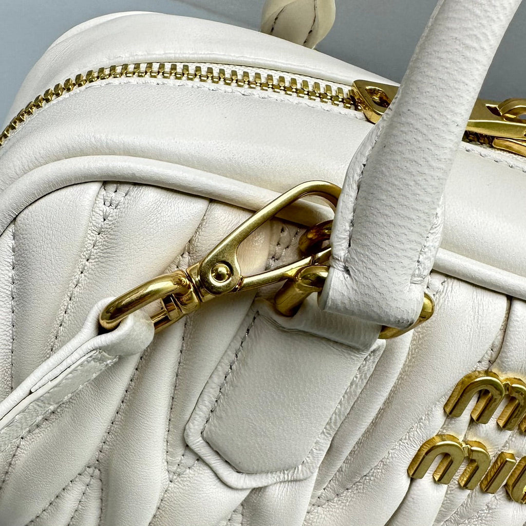 MIU MIU ARCADIE 23 BAG IN WHITE LAMBSKIN