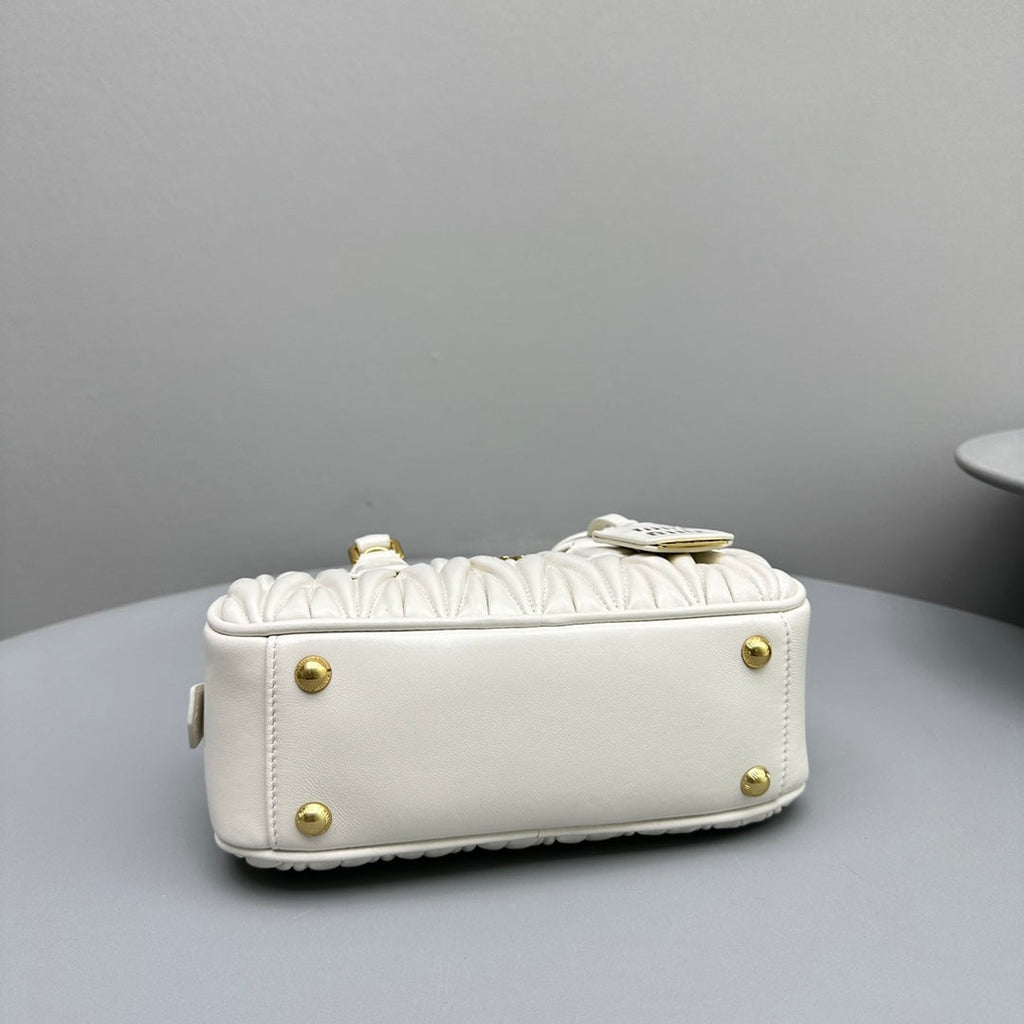 MIU MIU ARCADIE 23 BAG IN WHITE LAMBSKIN