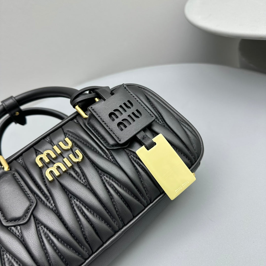 MIU MIU ARCADIE 23 BAG IN BLACK LAMBSKIN