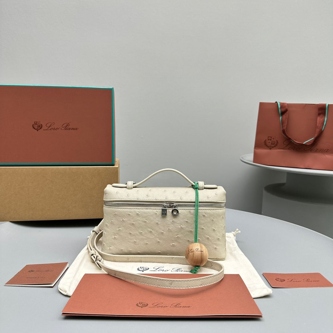 LORO PIANA EXTRA POCKET L19 IN BISQUE BEIGE OSTRICH LEATHER