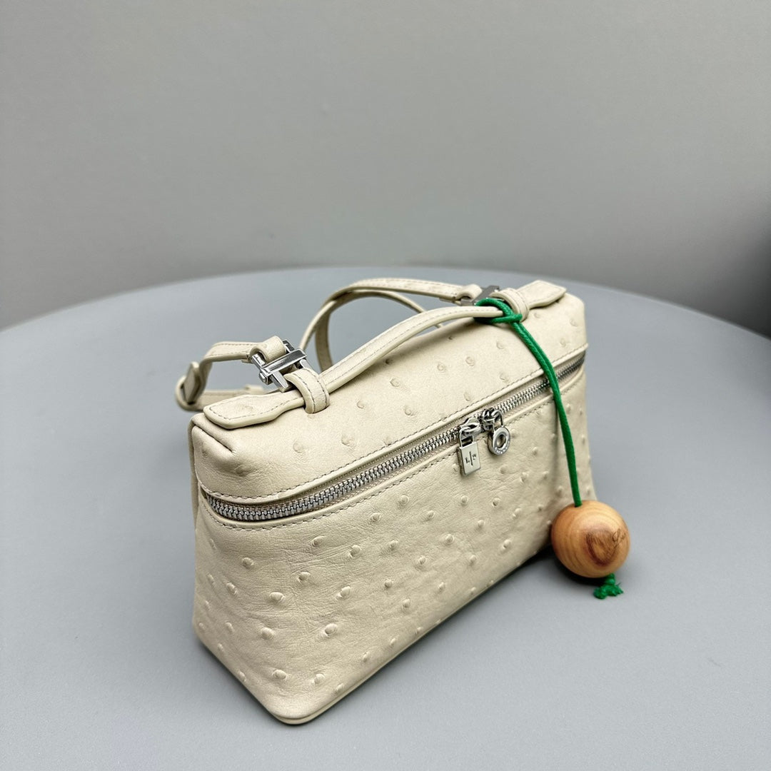 LORO PIANA EXTRA POCKET L19 IN BISQUE BEIGE OSTRICH LEATHER