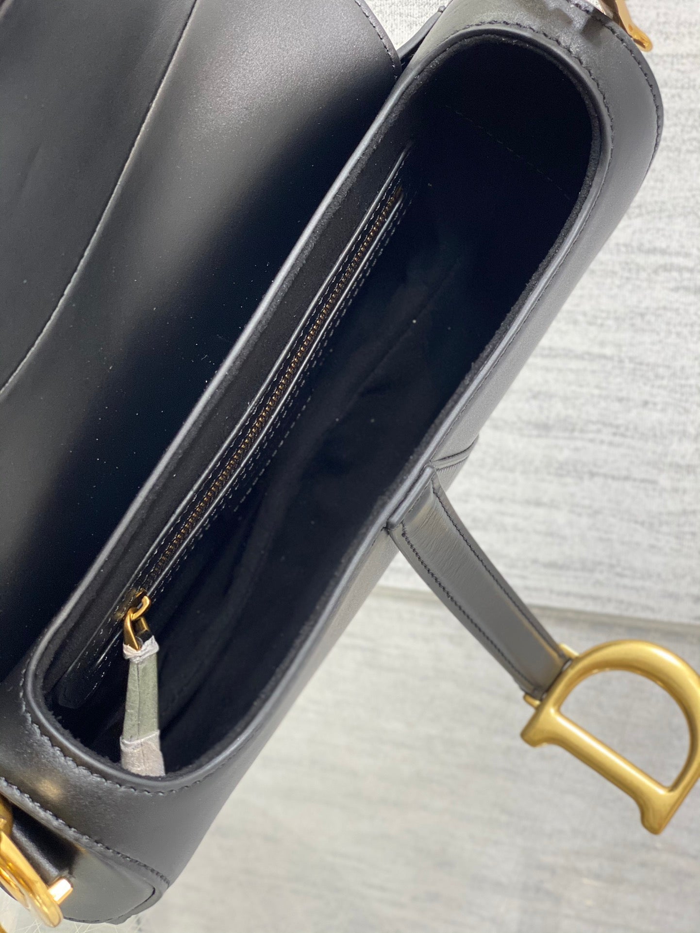 DIOR SADDLE BAG 24 IN BLACK CALFSKIN GOLD HARDWARE
