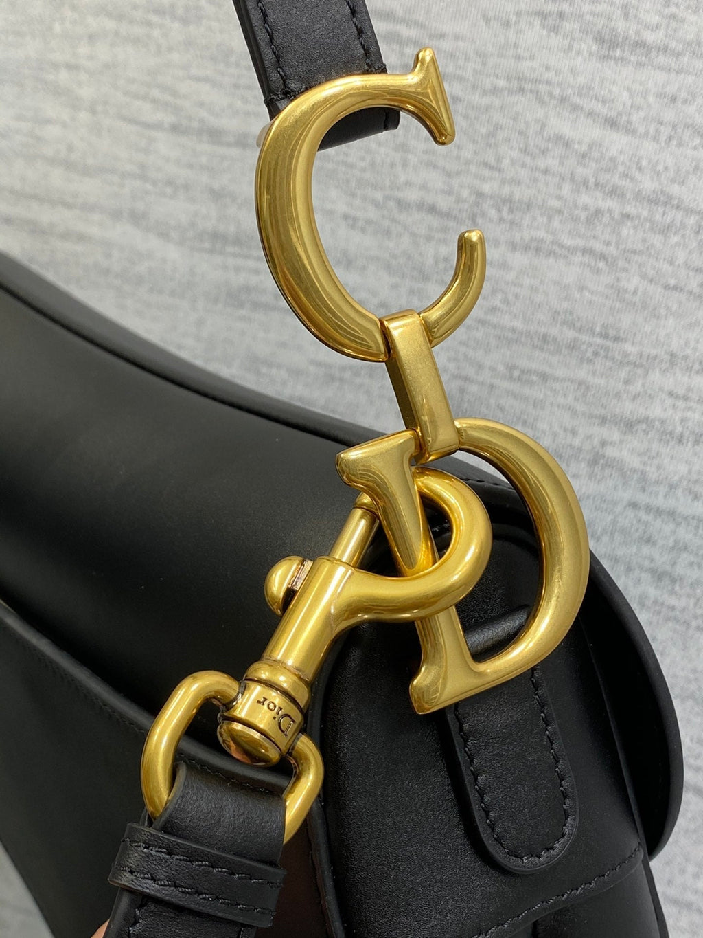 DIOR SADDLE BAG 24 IN BLACK CALFSKIN GOLD HARDWARE