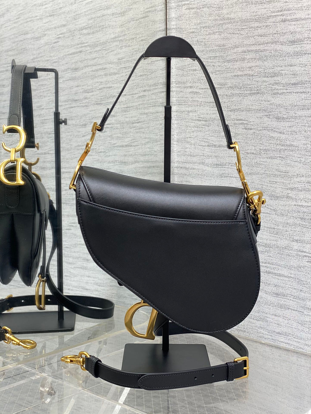 DIOR SADDLE BAG 24 IN BLACK CALFSKIN GOLD HARDWARE