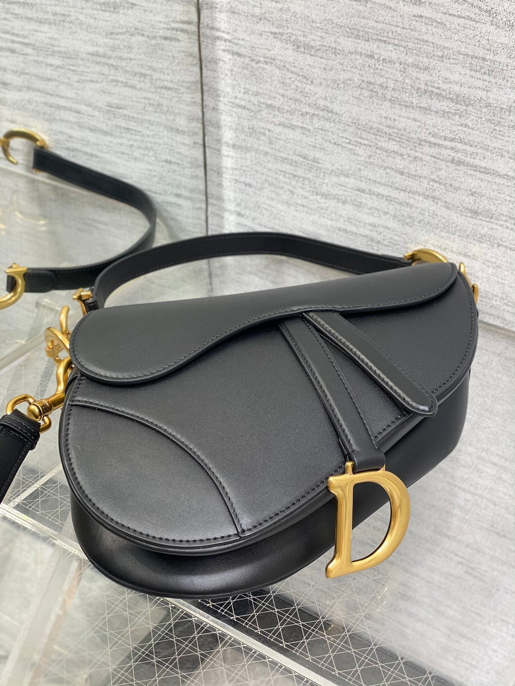 DIOR SADDLE BAG 24 IN BLACK CALFSKIN GOLD HARDWARE