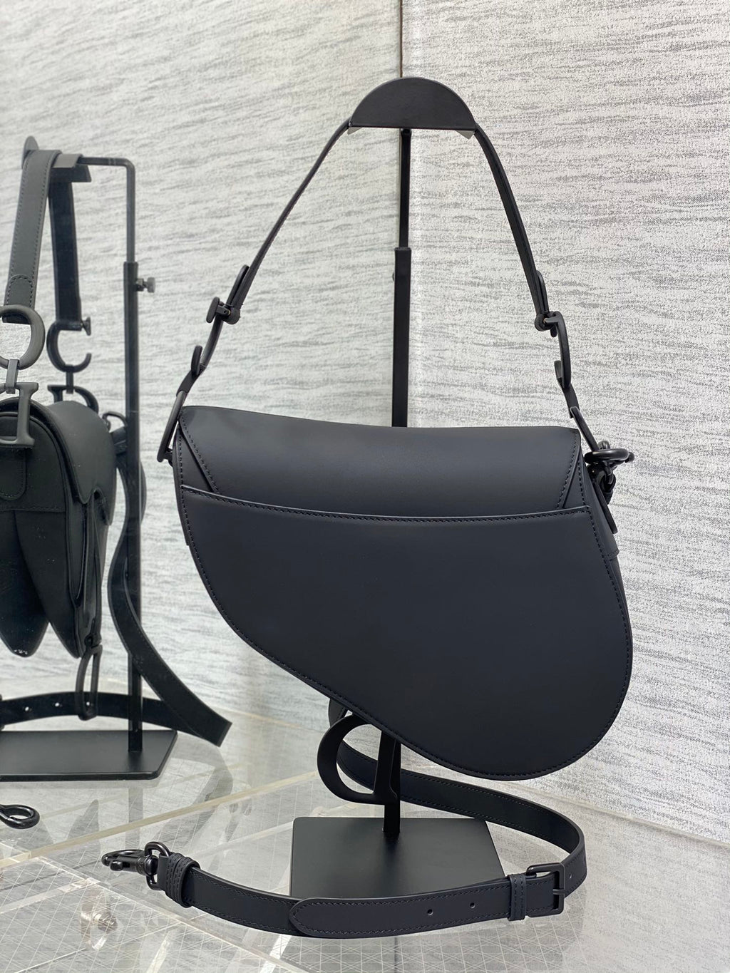 DIOR SADDLE BAG 24 IN BLACK CALFSKIN BLACK HARDWARE