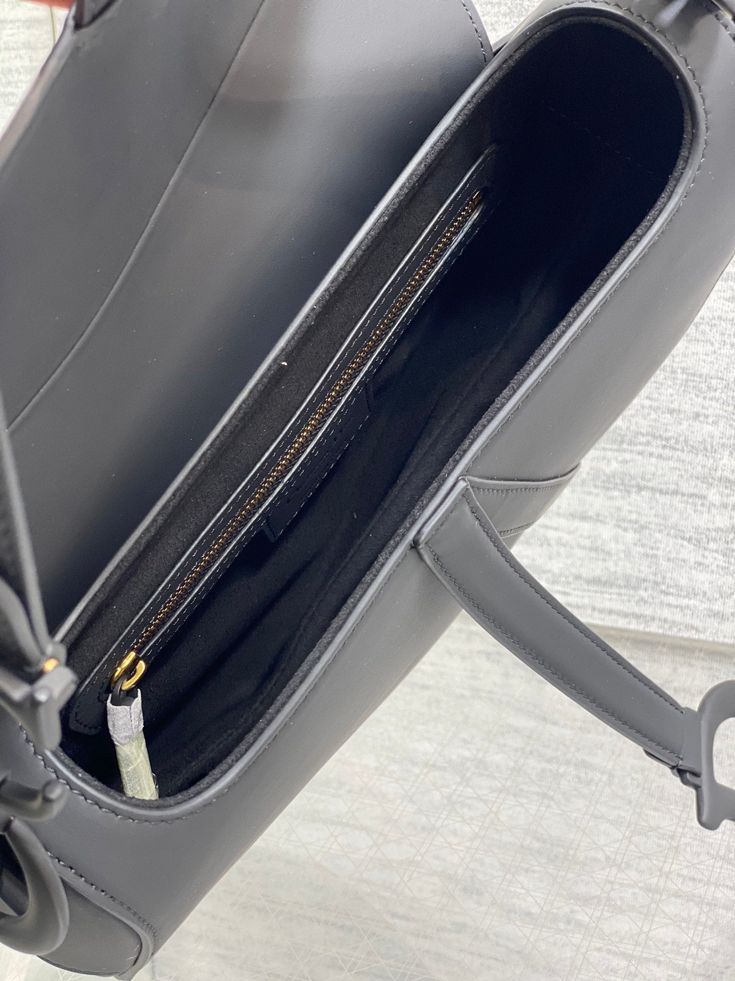DIOR SADDLE BAG 24 IN BLACK CALFSKIN BLACK HARDWARE