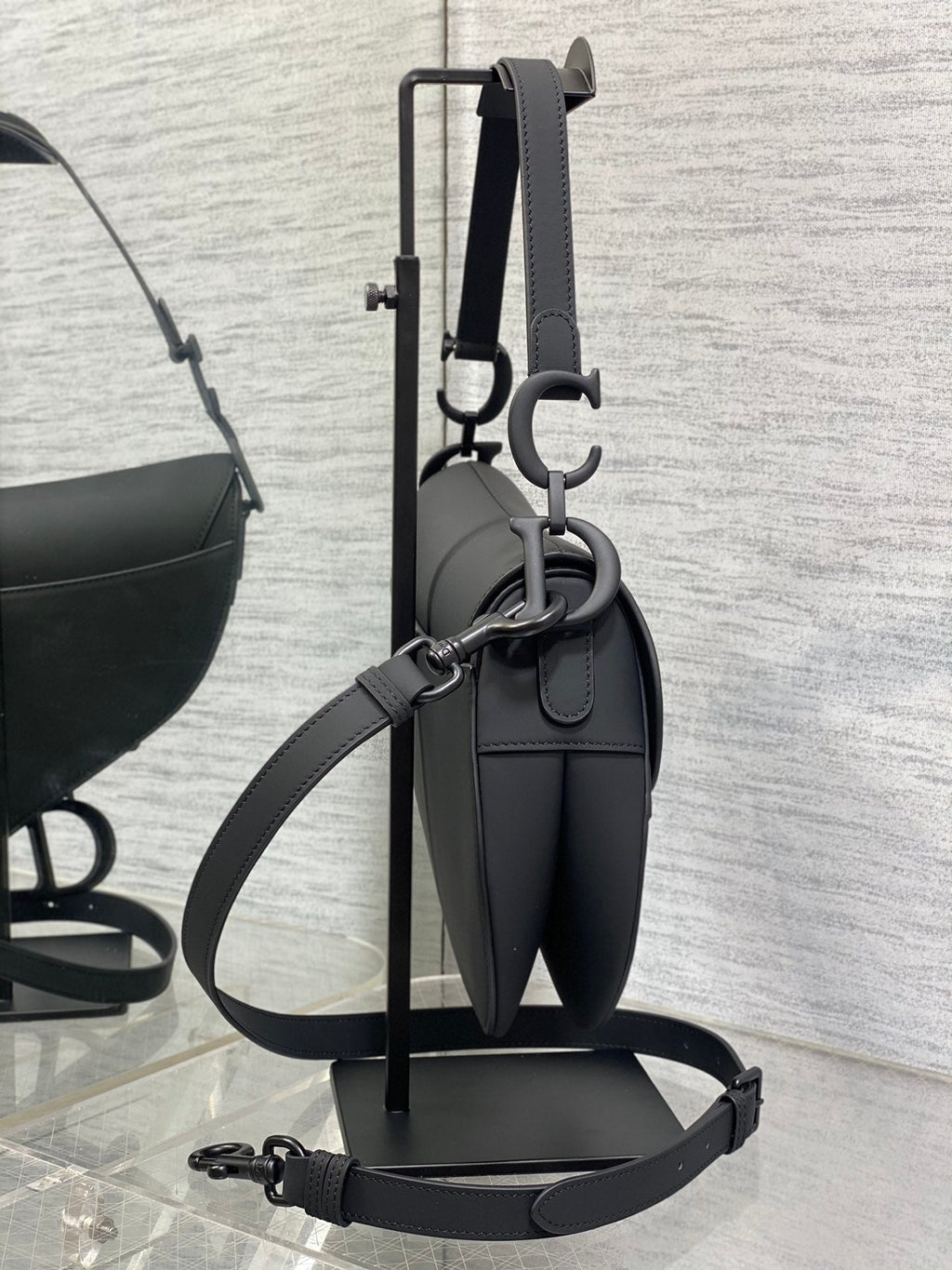 DIOR SADDLE BAG 24 IN BLACK CALFSKIN BLACK HARDWARE