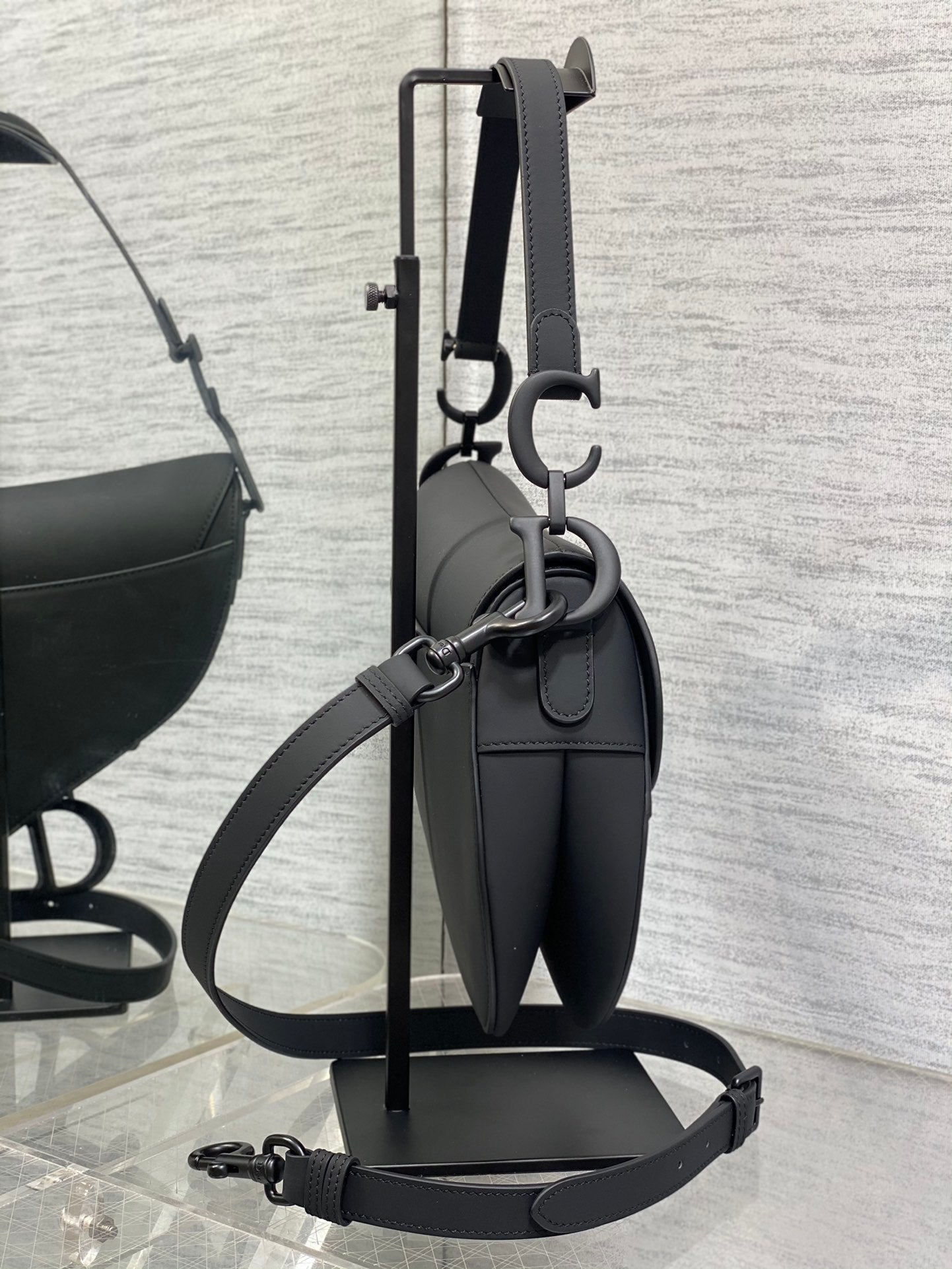 DIOR SADDLE BAG 24 IN BLACK CALFSKIN BLACK HARDWARE
