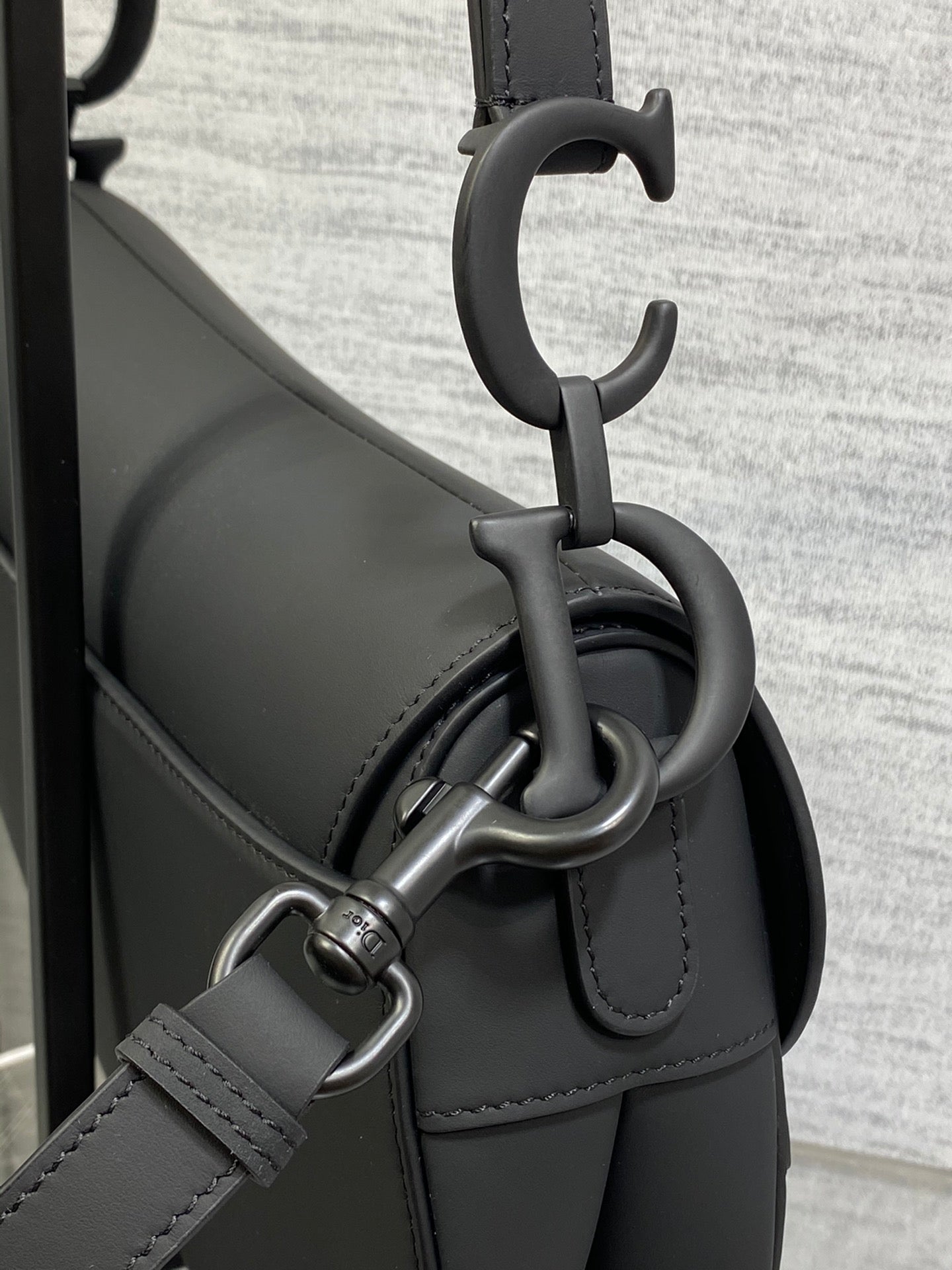 DIOR SADDLE BAG 24 IN BLACK CALFSKIN BLACK HARDWARE