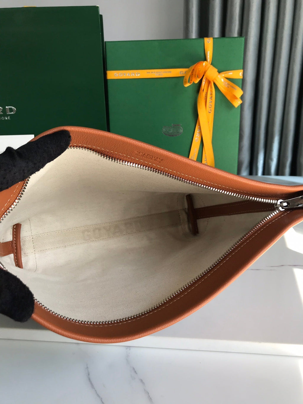 GOYARD CONTI POUCH 24 IN TAN LAMBSKIN AND BLACK GOYARDINE CANVAS