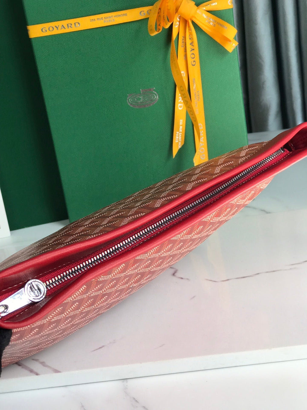 GOYARD CONTI POUCH 24 IN CLASSIC RED LAMBSKIN AND GOYARDINE CANVAS