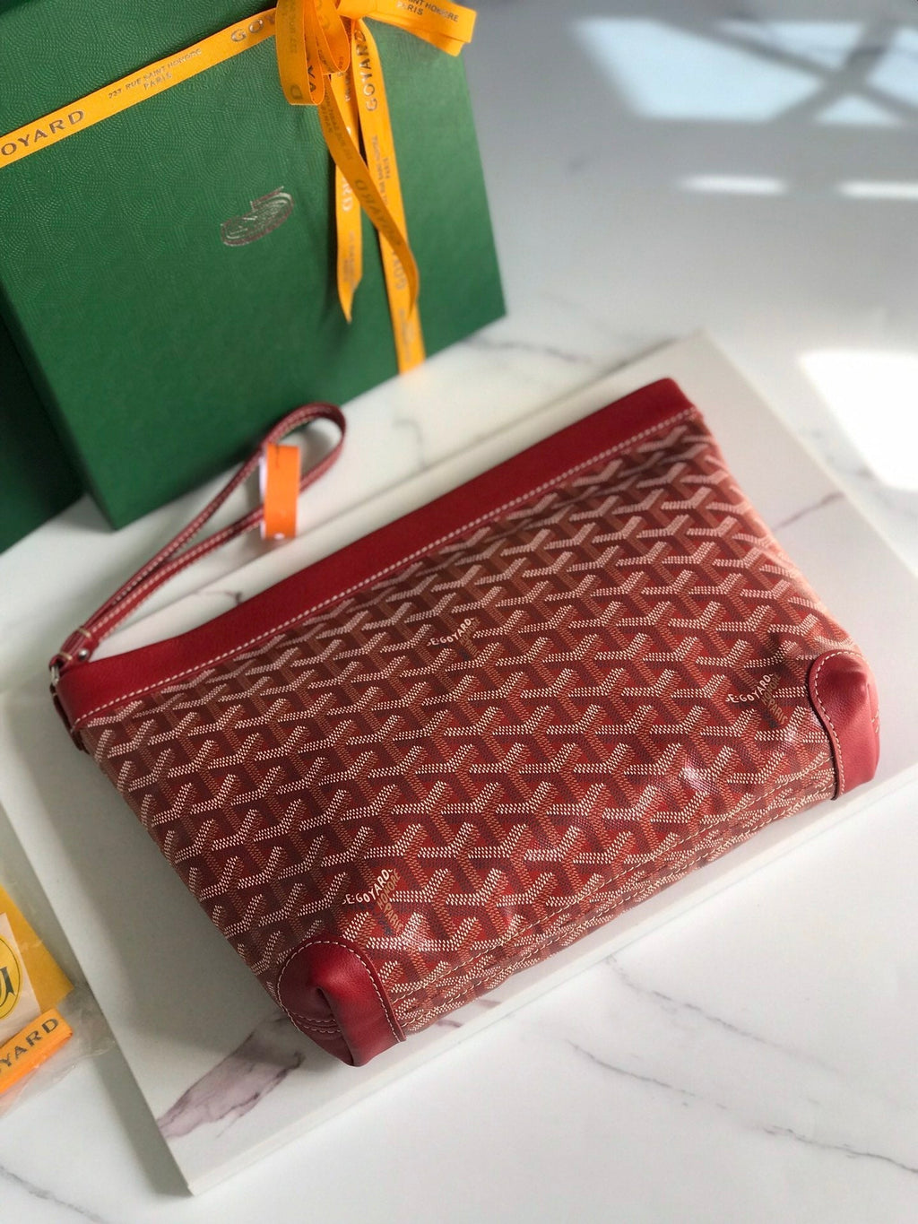 GOYARD CONTI POUCH 24 IN CLASSIC RED LAMBSKIN AND GOYARDINE CANVAS