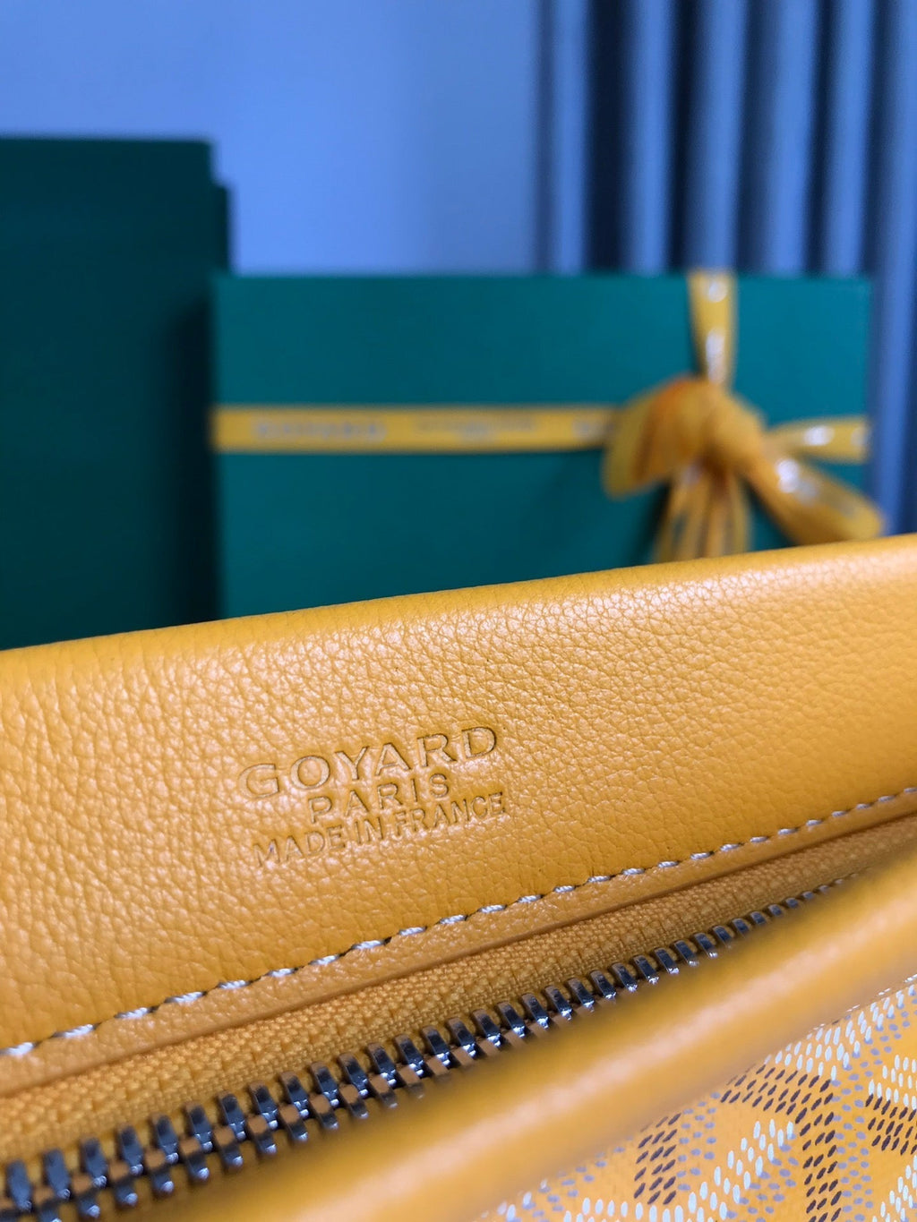 GOYARD CONTI POUCH 24 IN YELLOW LAMBSKIN AND GOYARDINE CANVAS
