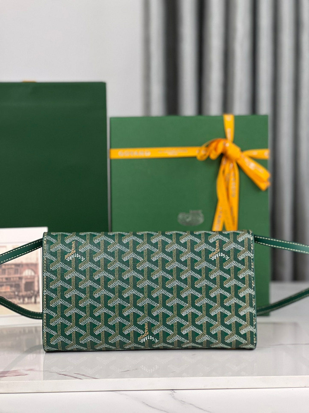 GOYARD MONTE-CARLO PM CLUTCH 25 IN GREEN GOYARDINE CANVAS