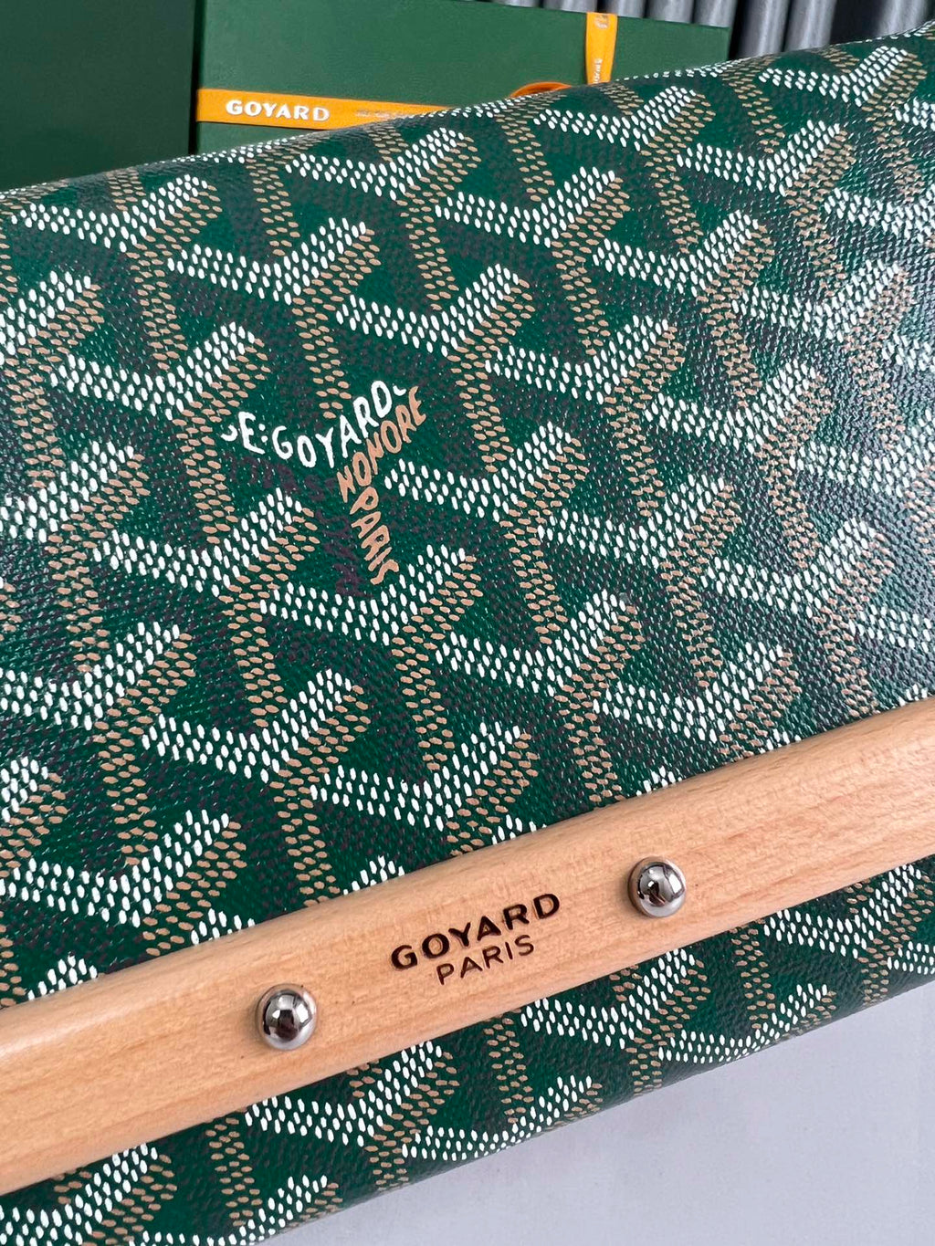 GOYARD MONTE-CARLO PM CLUTCH 25 IN GREEN GOYARDINE CANVAS