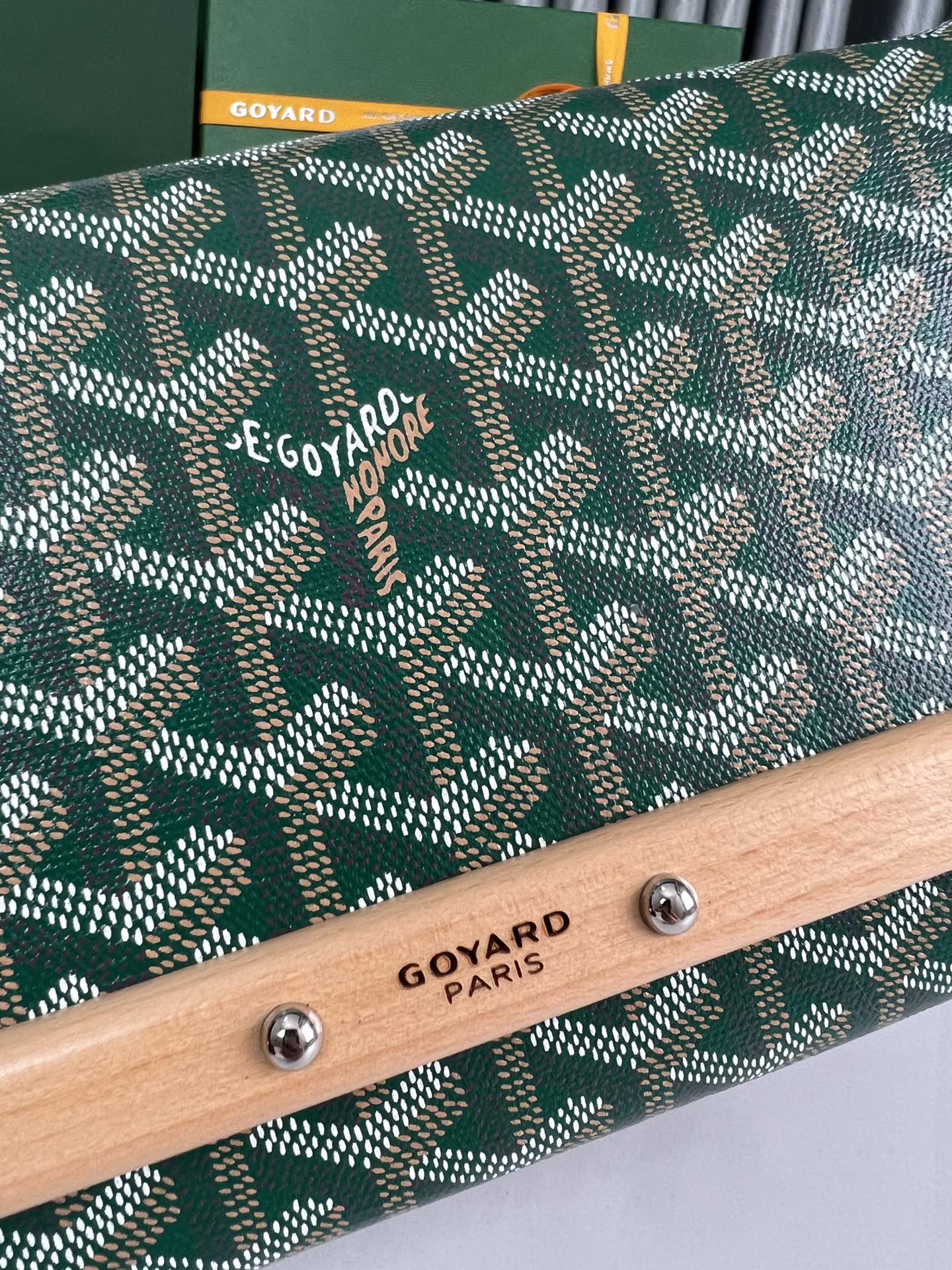 GOYARD MONTE-CARLO PM CLUTCH 25 IN GREEN GOYARDINE CANVAS