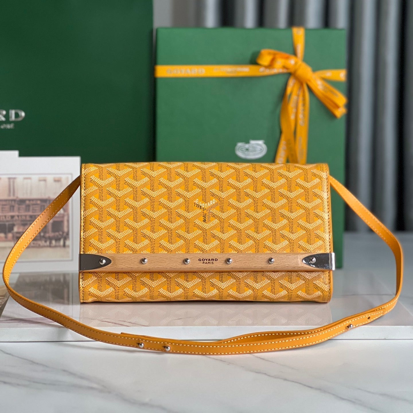 GOYARD MONTE-CARLO PM CLUTCH 25 IN YELLOW GOYARDINE CANVAS