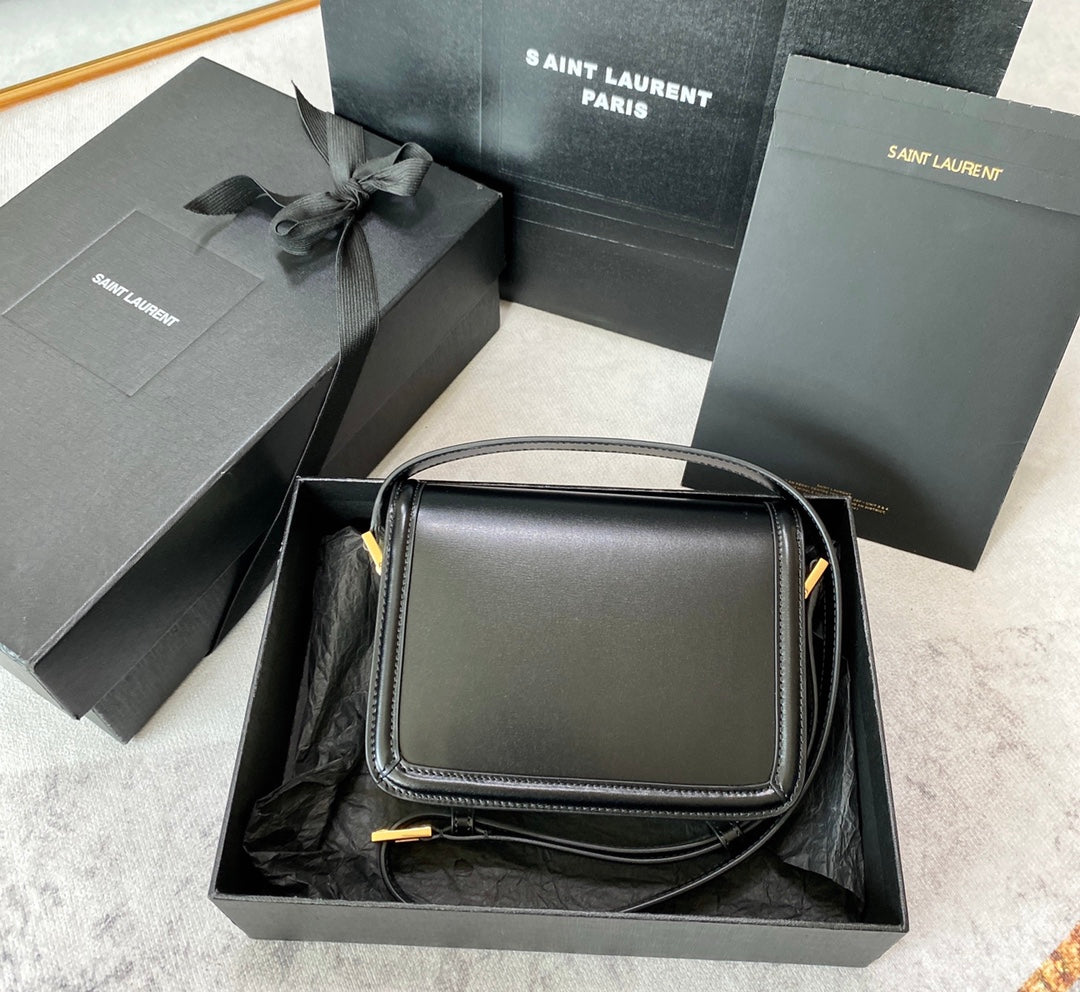 SAINT LAURENT SOLFERINO SMALL SATCHEL 19 IN BLACK CALFSKIN GOLD LOGO