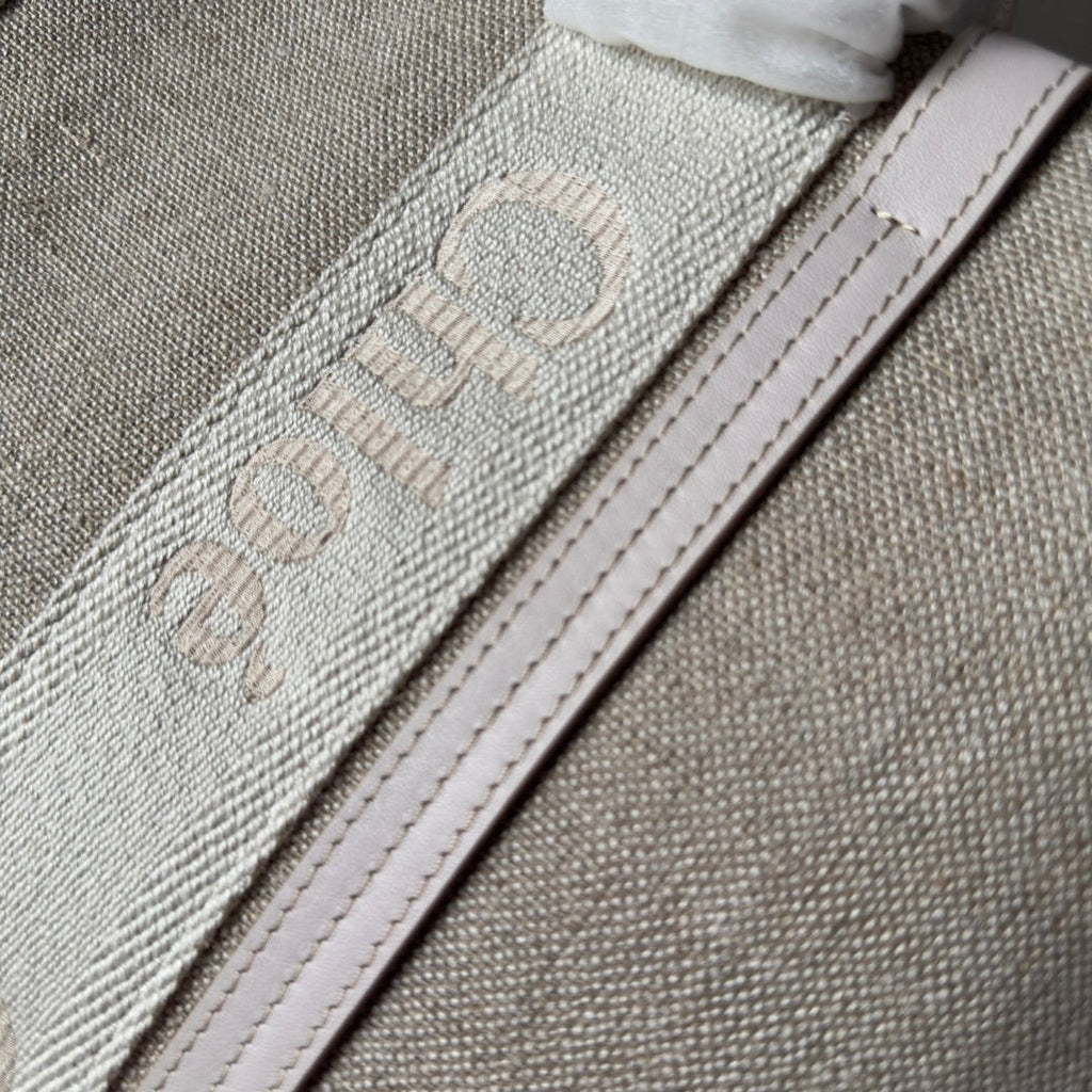 CHLOE LAGRE WOODY TOTE BAG 45 IN BEIGE LINEN CANVAS WEBBING LOGO EMBROIDER COTTON WHITE CALFSKIN