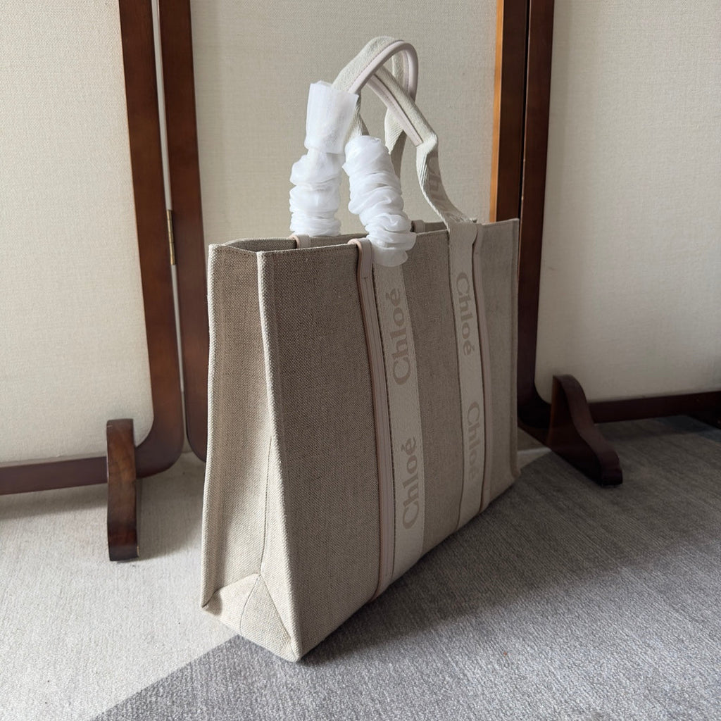 CHLOE LAGRE WOODY TOTE BAG 45 IN BEIGE LINEN CANVAS WEBBING LOGO EMBROIDER COTTON WHITE CALFSKIN
