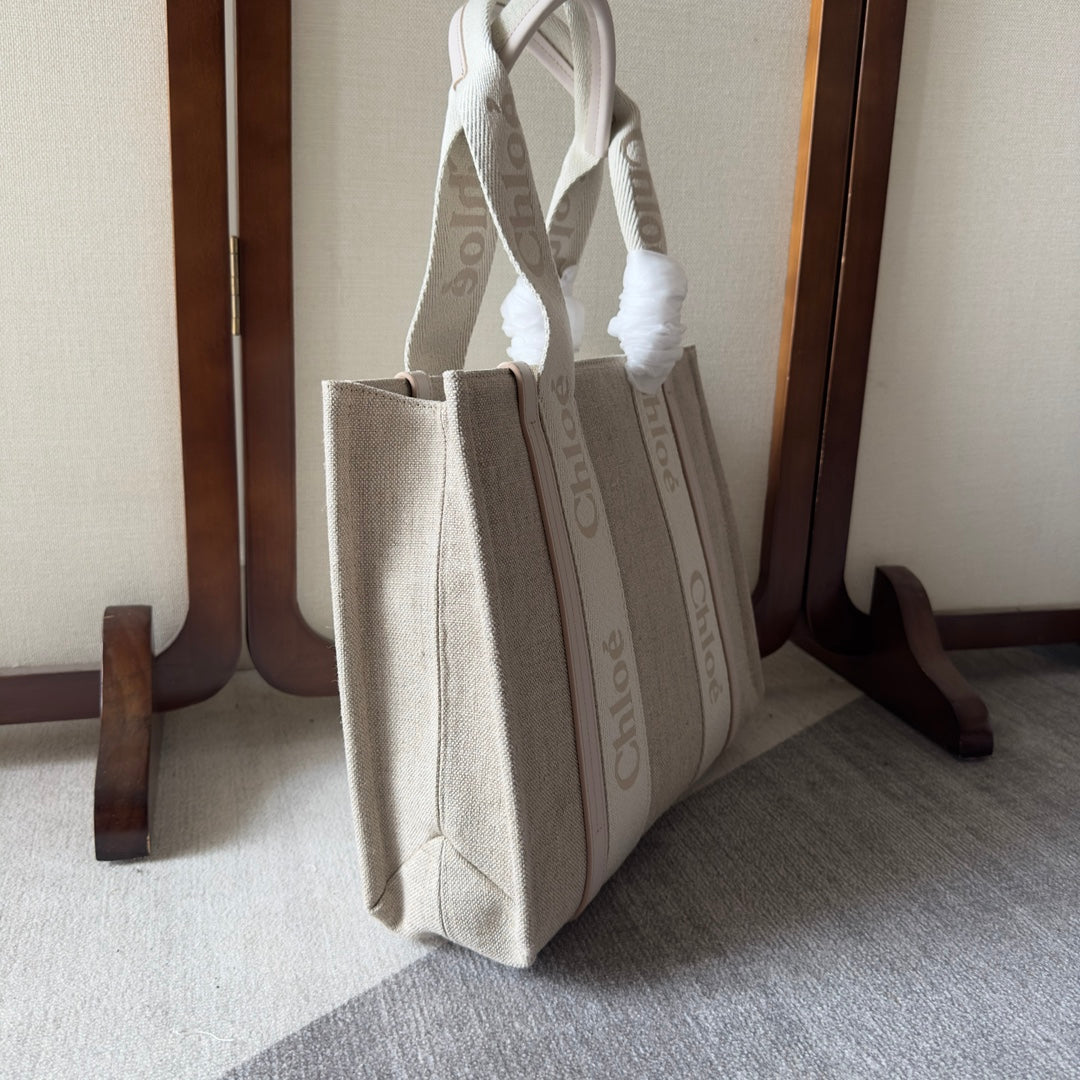 CHLOE MEDIUM WOODY TOTE BAG 37 IN BEIGE LINEN CANVAS WEBBING LOGO EMBROIDER COTTON WHITE CALFSKIN