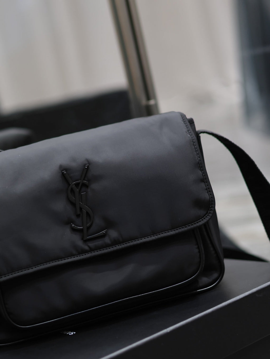 SAINT LAURENT NIKI MEDIUM 28 IN BLACK NYLON