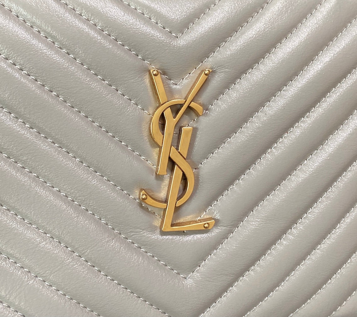 SAINT LAURENT LOU CAMERA BAG 23 IN LIGHT GRAY CALFSKIN GOLD LOGO