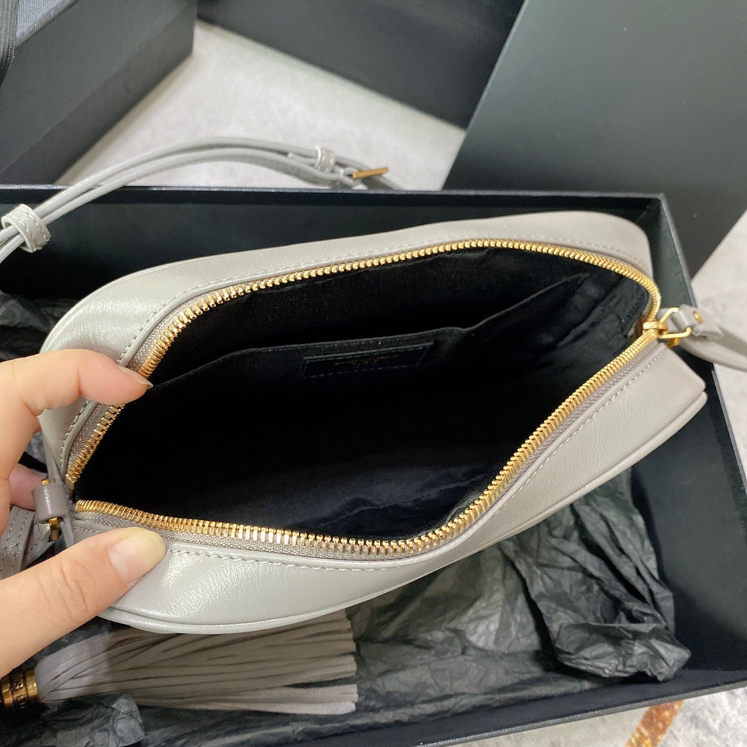 SAINT LAURENT LOU CAMERA BAG 23 IN LIGHT GRAY CALFSKIN GOLD LOGO
