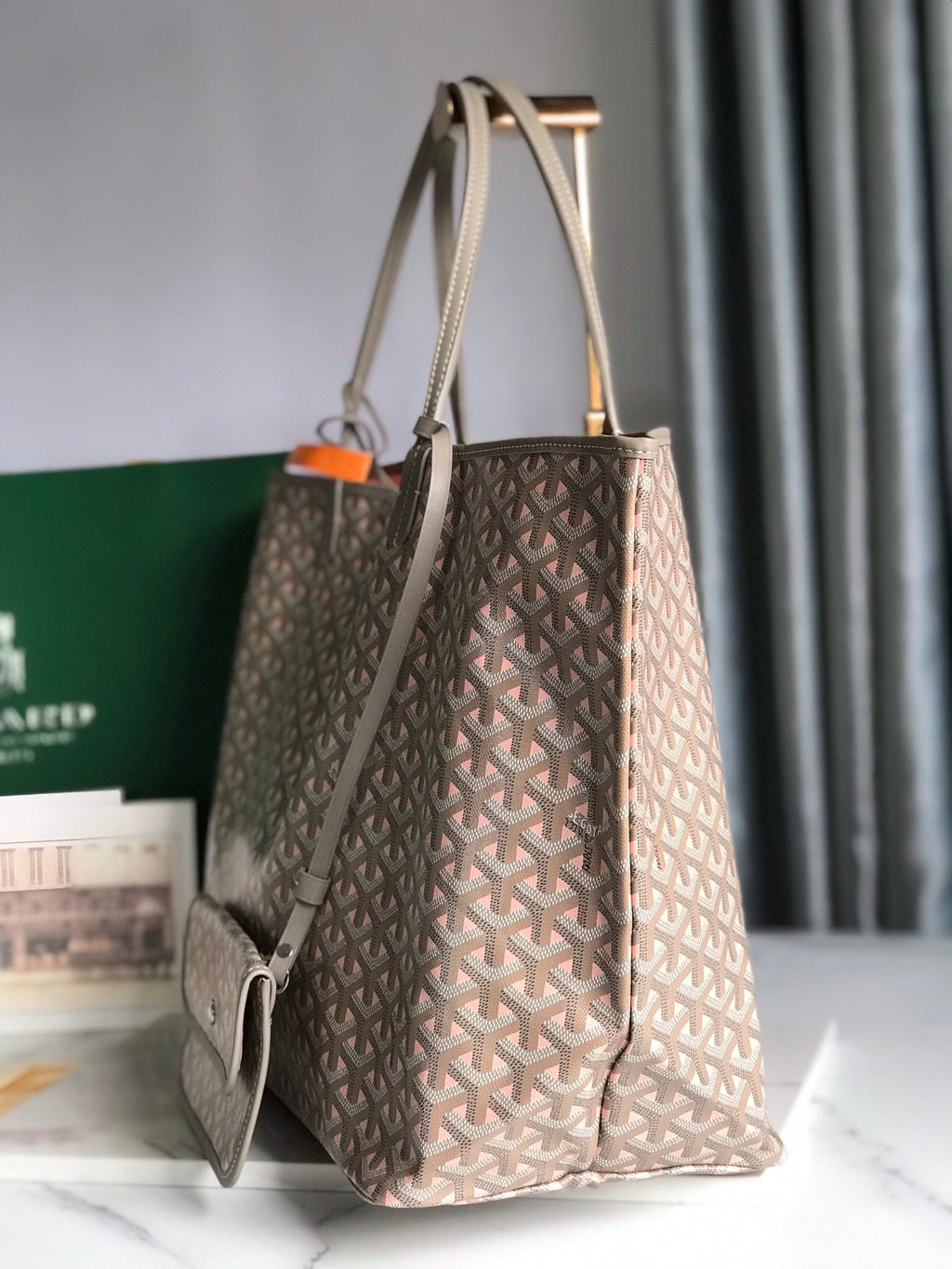 GOYARD SAINT LOUIS PM 40 IN GREY MIX PINK GOYARDINE CANVAS AND CALFSKIN