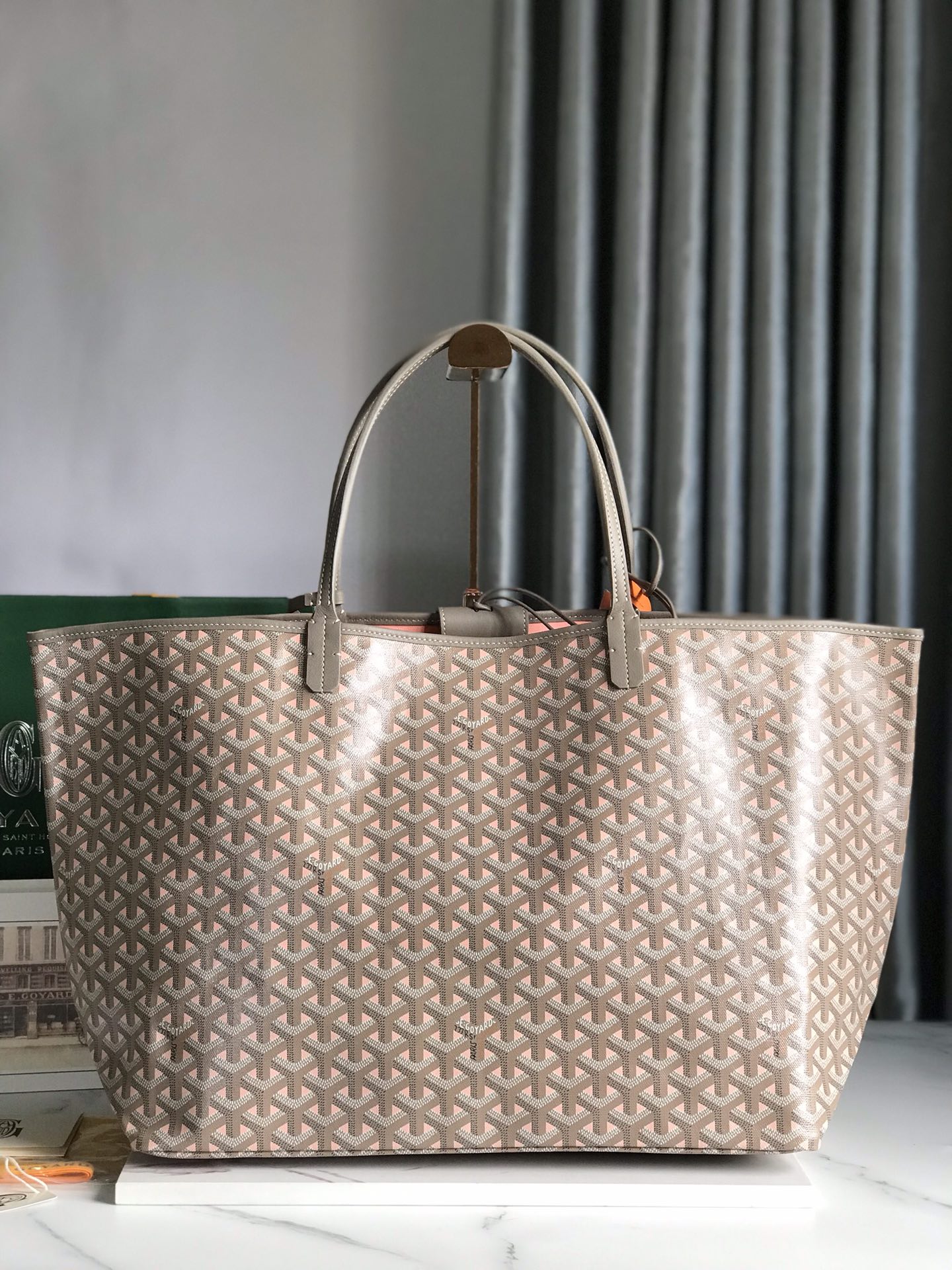 GOYARD SAINT LOUIS PM 40 IN GREY MIX PINK GOYARDINE CANVAS AND CALFSKIN