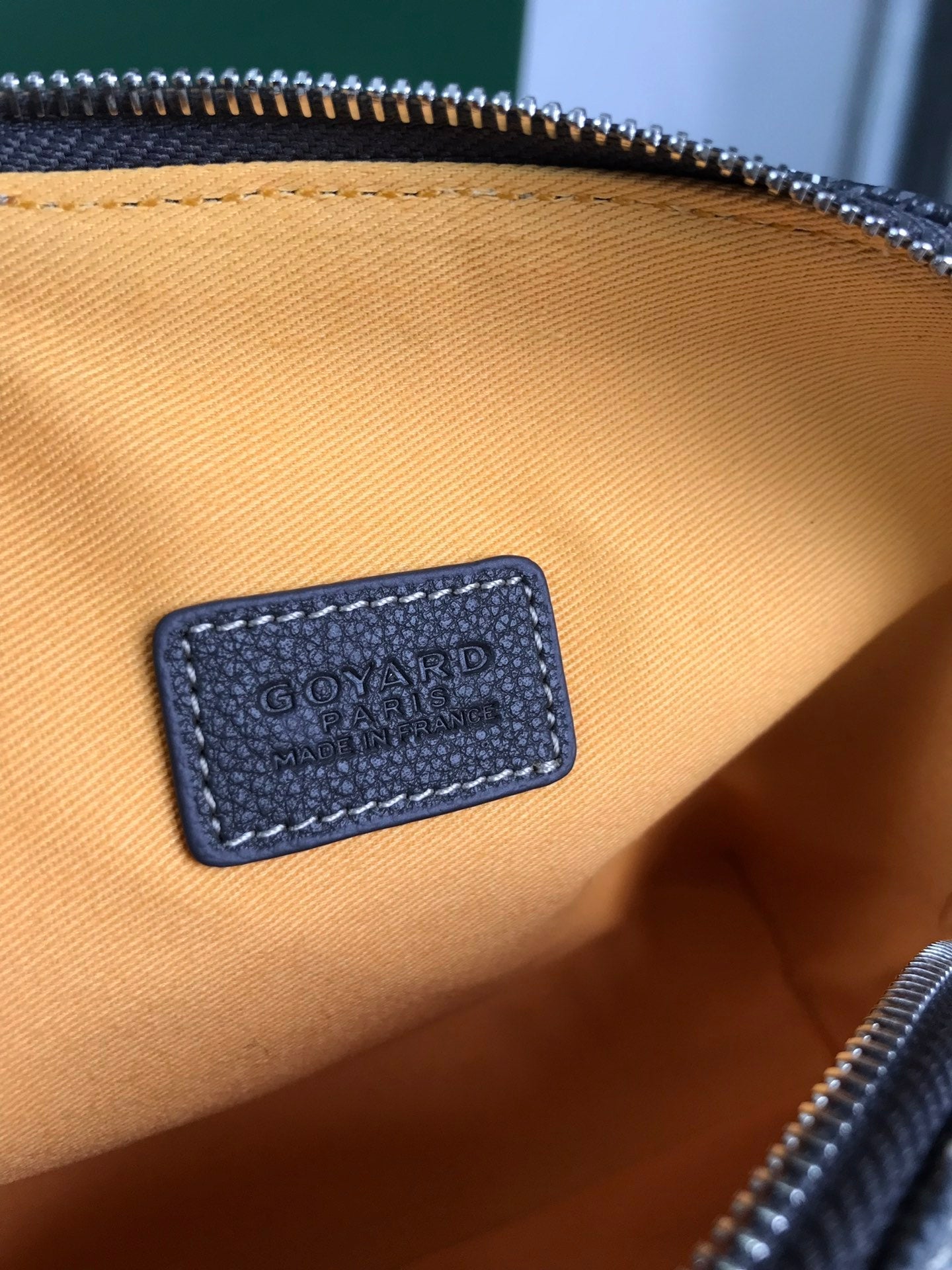 GOYARD VENDÔME COSMETIC POUCH 17 IN GREY BLACK GOYARDINE CANVAS AND CALFSKIN TRIM