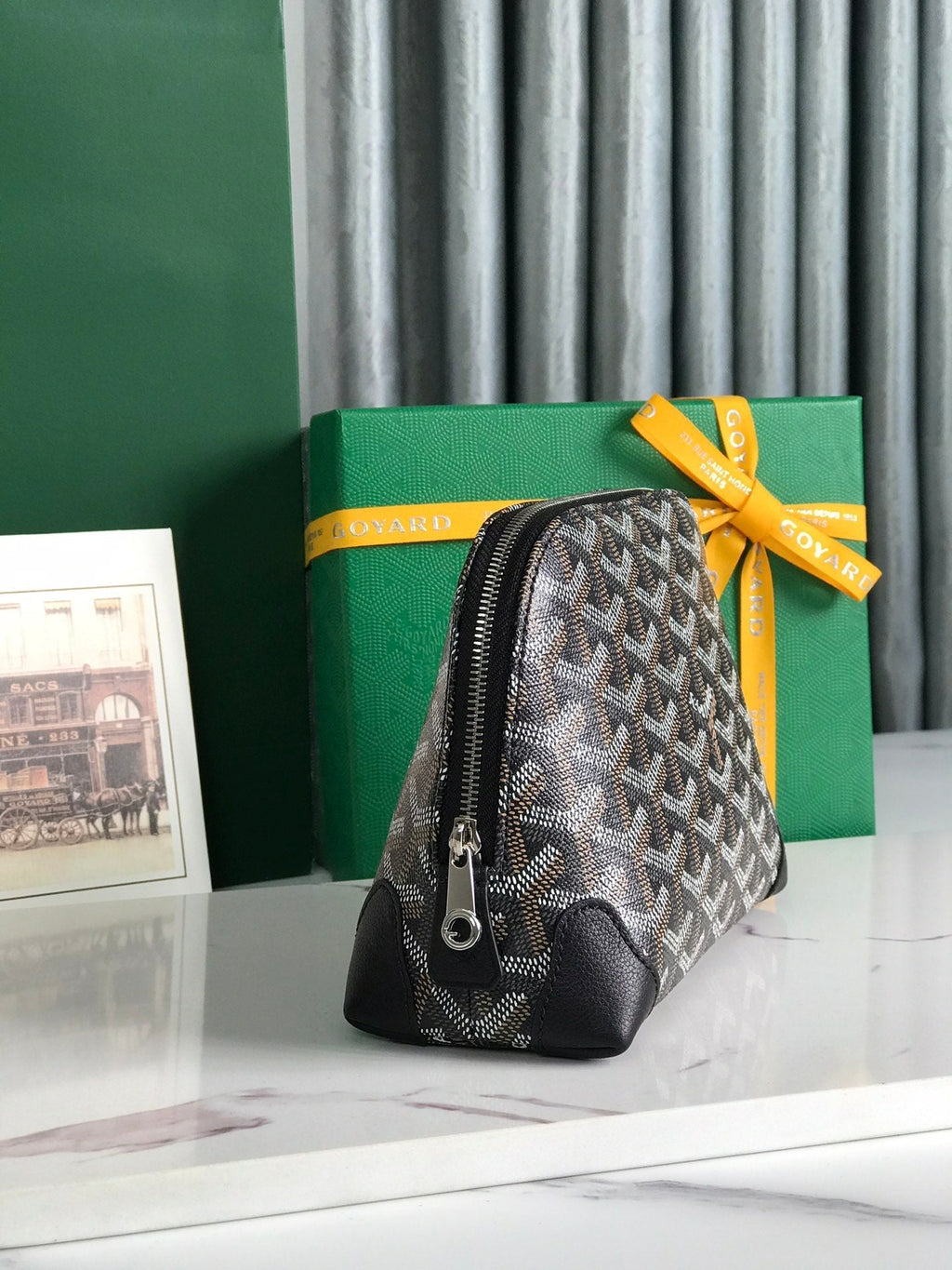 GOYARD VENDÔME COSMETIC POUCH 17 IN BLACK GOYARDINE CANVAS AND CALFSKIN TRIM