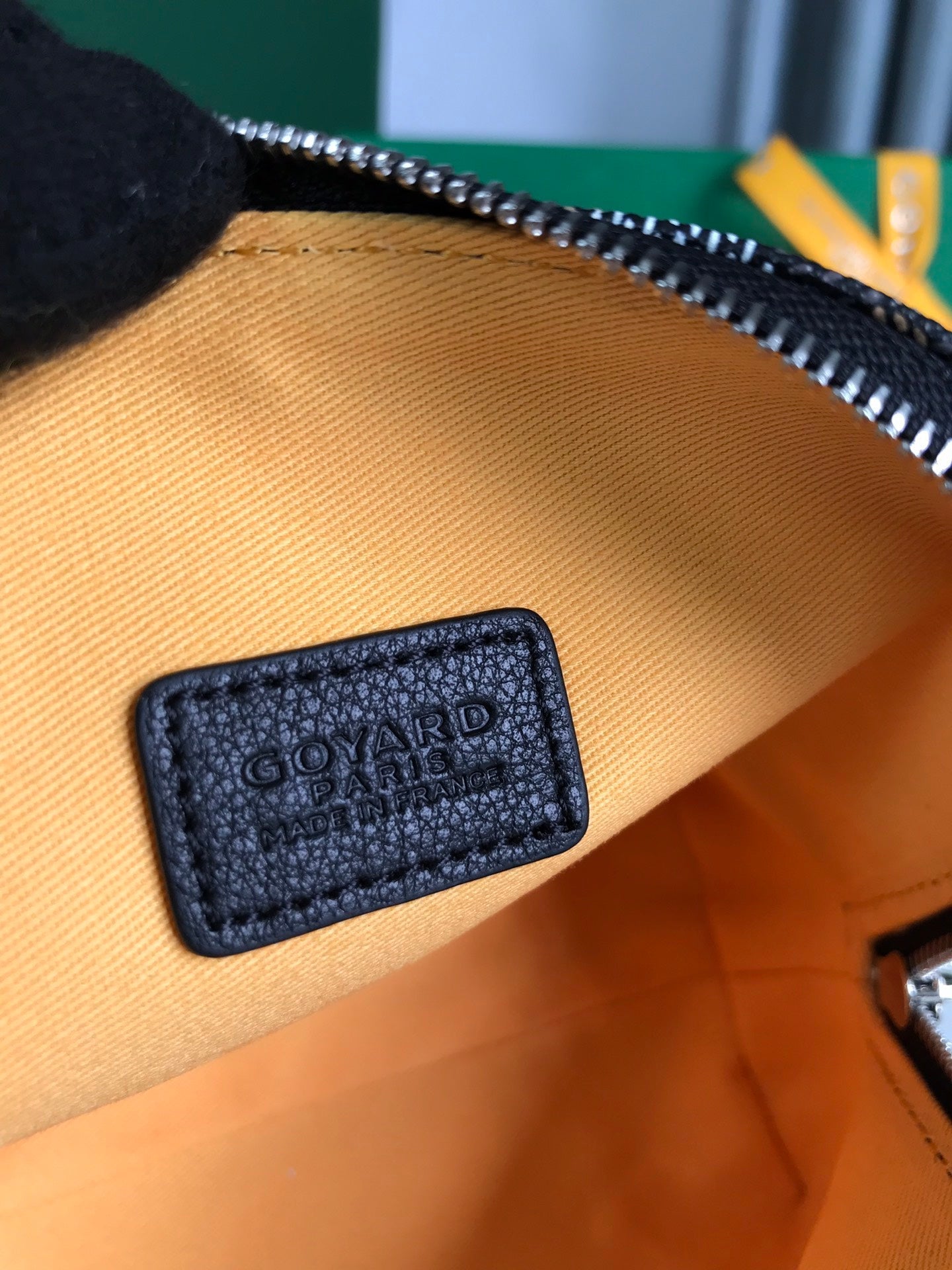 GOYARD VENDÔME COSMETIC POUCH 17 IN BLACK GOYARDINE CANVAS AND CALFSKIN TRIM